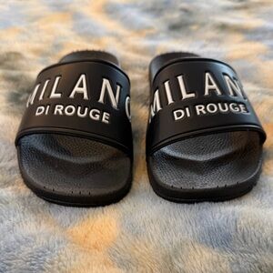 Milano Di Rouge Charcoal Slides New never worn